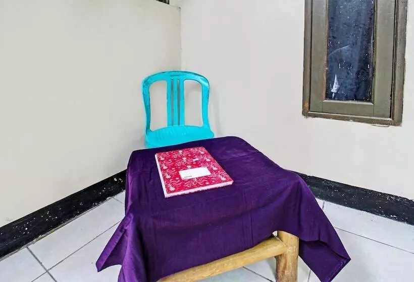 Hotelli Spot On 92149 Ashooy Homestay