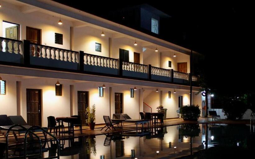 Anjuna Beach Resort