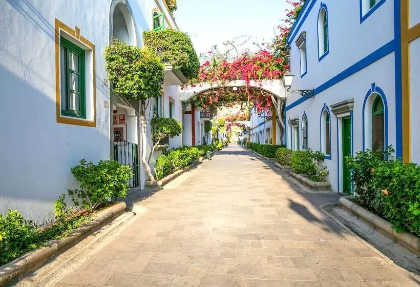 Apartamentos LIVVO Puerto de Mogán