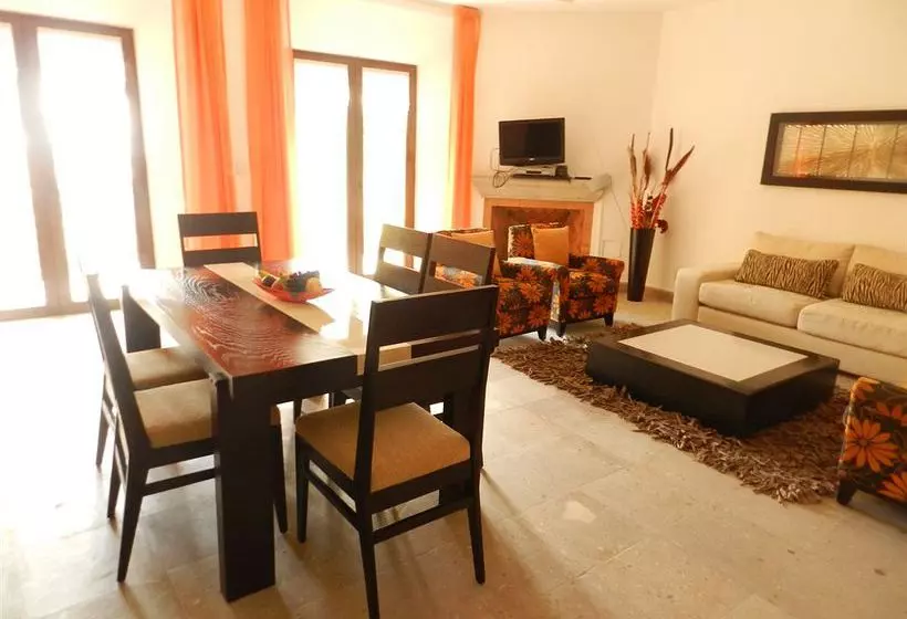 Condominio El Caracol