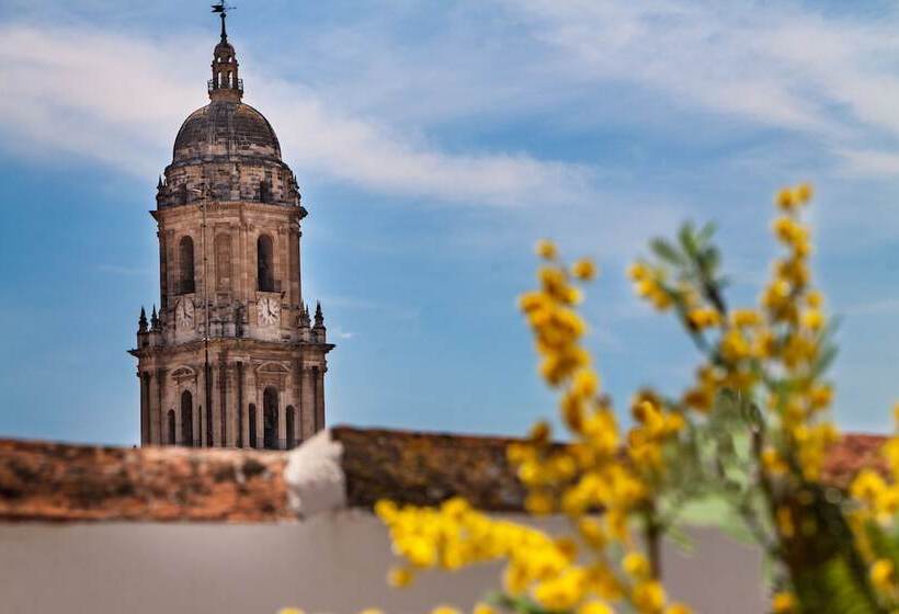 Feelathome Merced Apartments