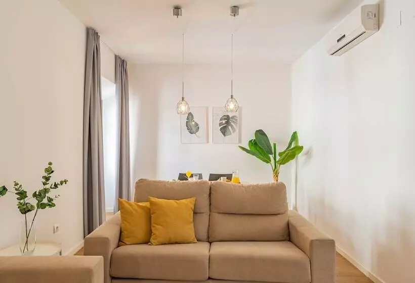 Feelathome Merced Apartments