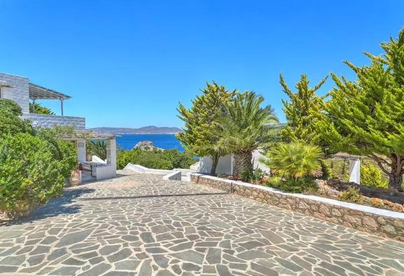 هتل 9 Muses Exclusive Apartments