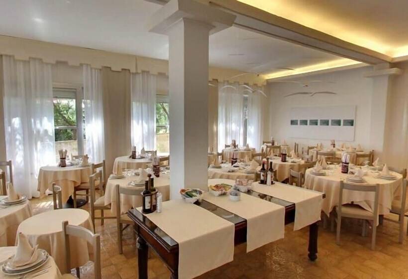 Отель Giovanna Regina