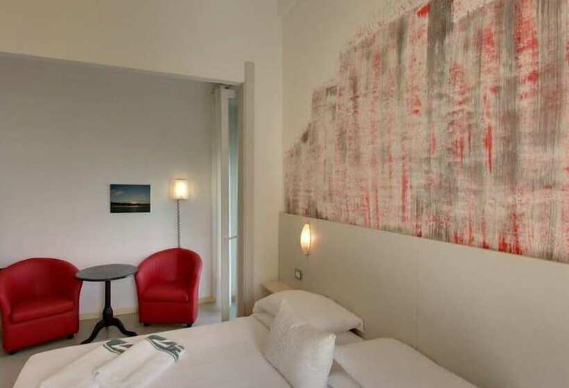 Отель Giovanna Regina