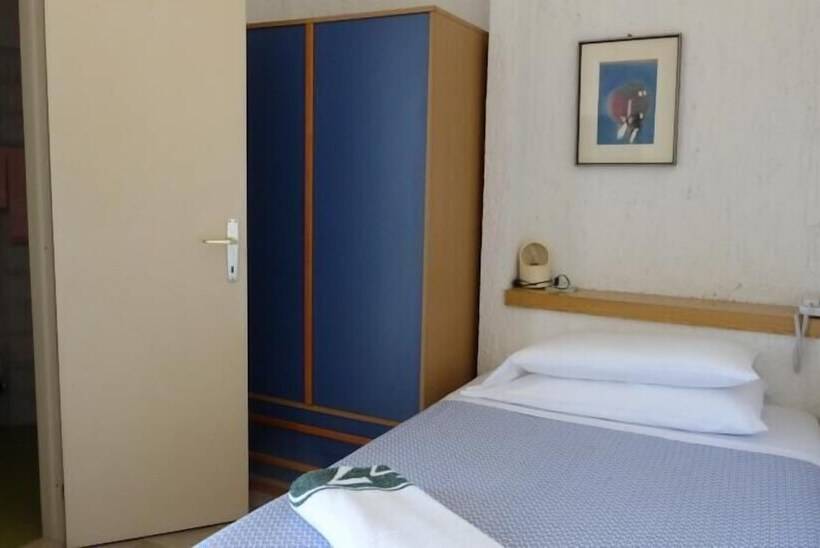 Отель Giovanna Regina