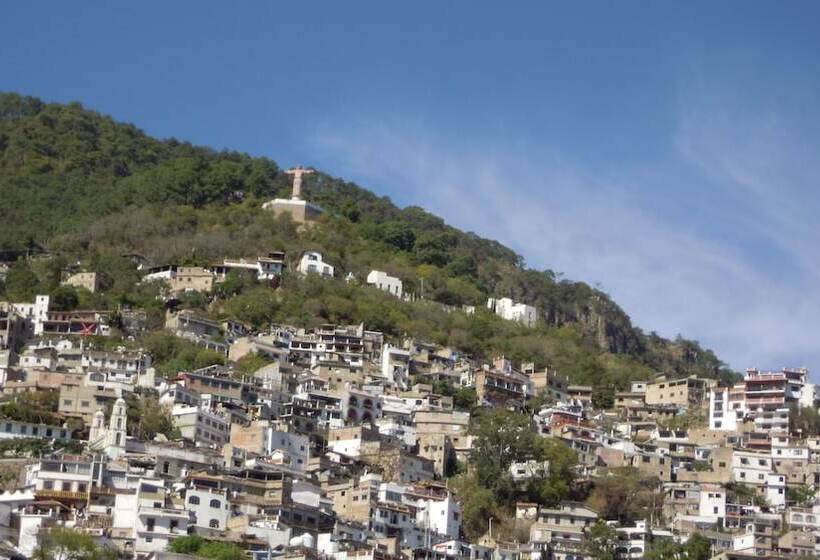 ホテル La Casa Del Laurel