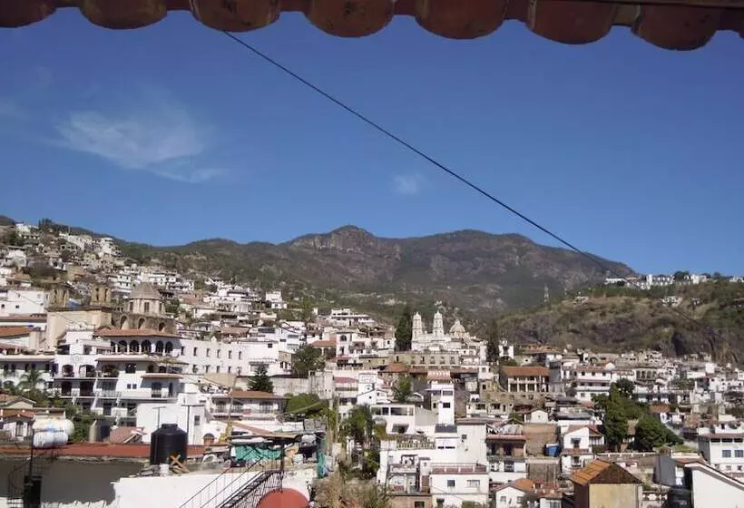 Hotel La Casa Del Laurel