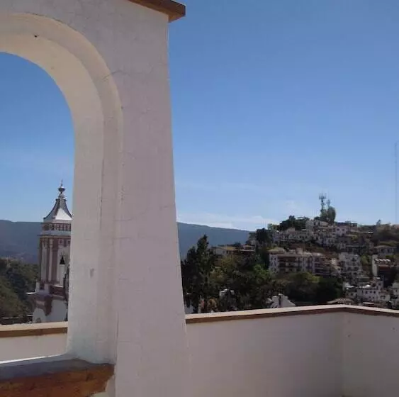 Hotel La Casa Del Laurel