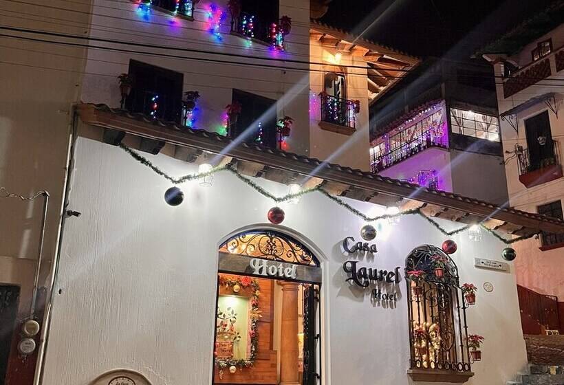 ホテル La Casa Del Laurel