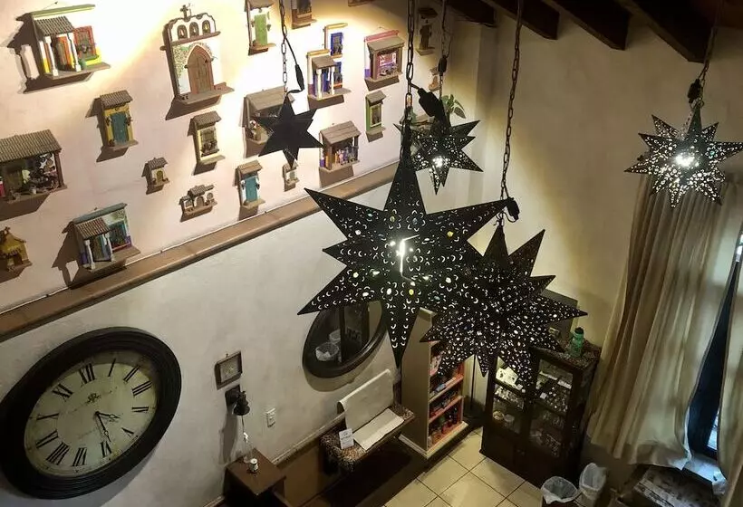 Hotel La Casa Del Laurel