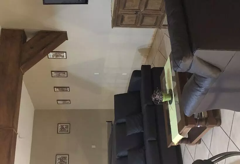 Hotel La Casa Del Laurel