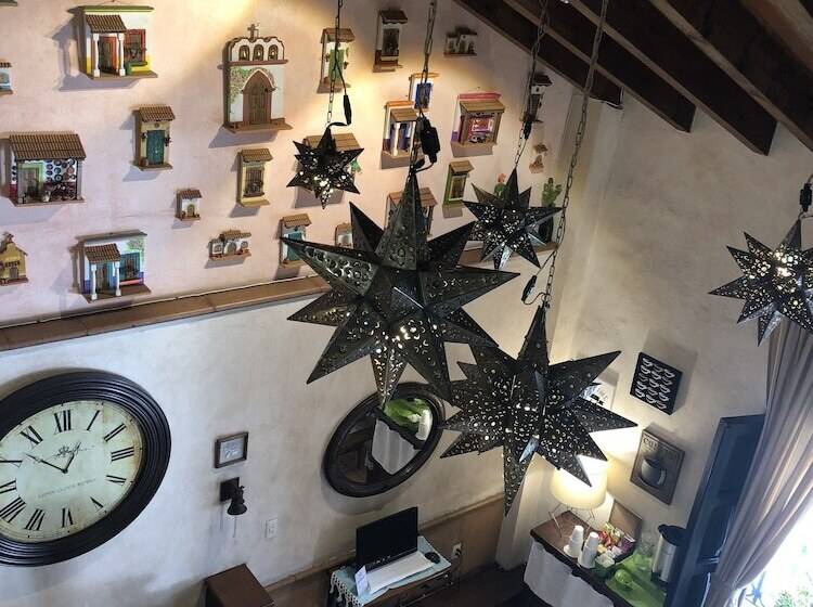 ホテル La Casa Del Laurel