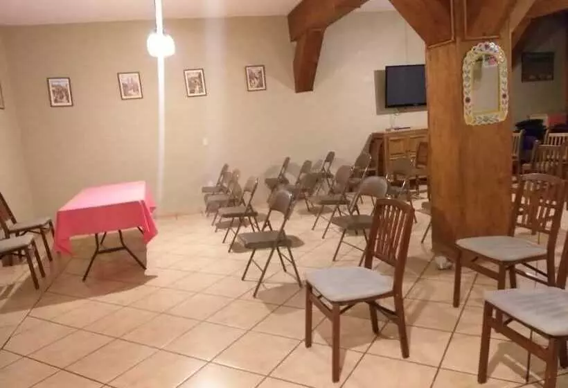 Hotel La Casa Del Laurel