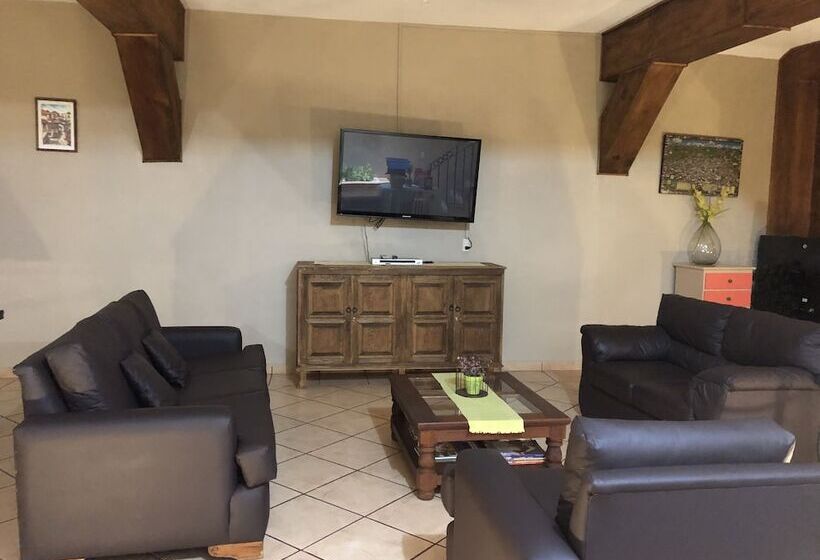 ホテル La Casa Del Laurel