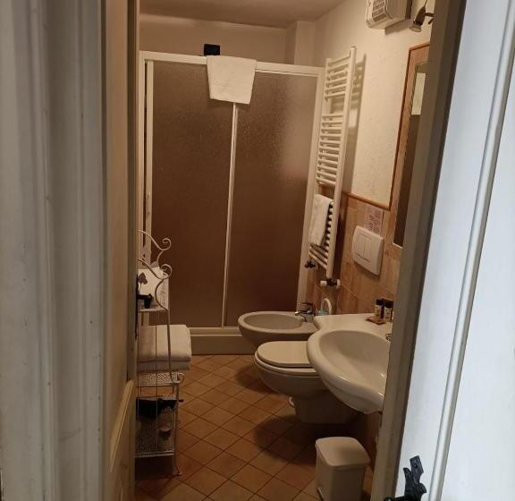 فندق Lo Campagnar