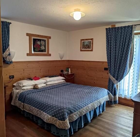 فندق Lo Campagnar