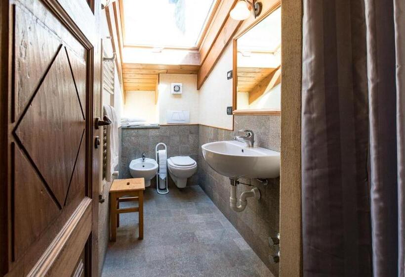 فندق Lo Campagnar