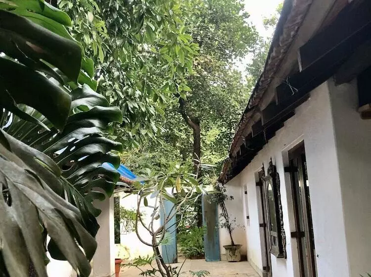 ホテル Mango Beach House Kihim Alibaug