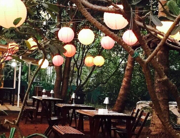 호텔 Mango Beach House Kihim Alibaug