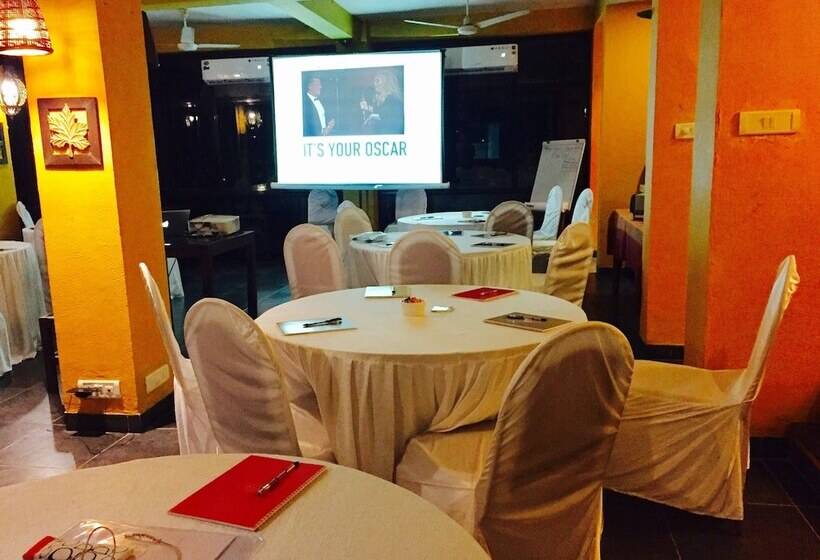 호텔 Mango Beach House Kihim Alibaug