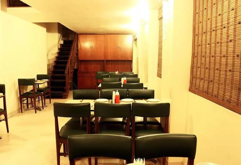 ホテル Oyo Rooms Dalhousie Waterloo Street