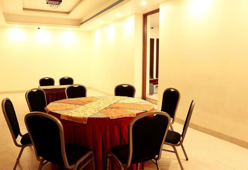 호텔 Oyo Rooms Dalhousie Waterloo Street