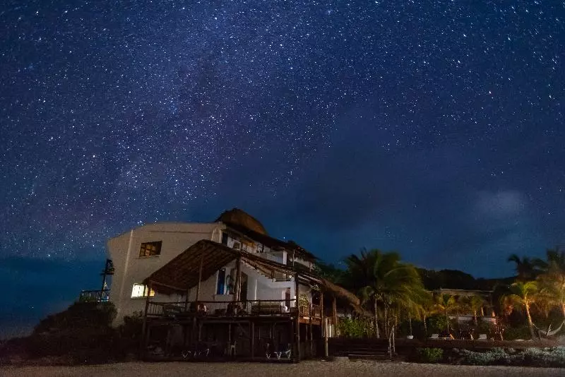 هتل Ventanas Al Mar   Adults Only