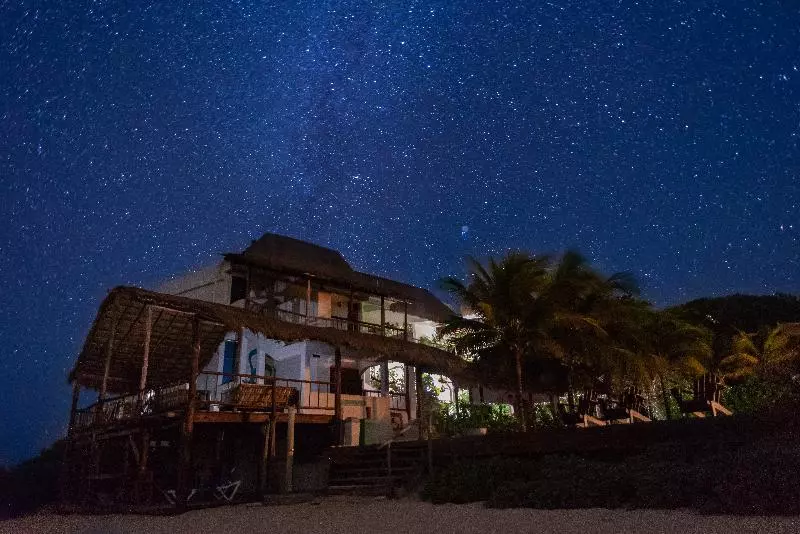 هتل Ventanas Al Mar   Adults Only