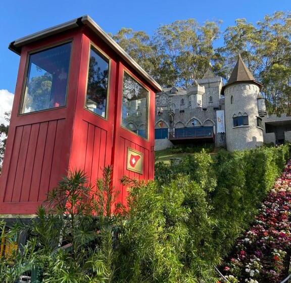 בית מלון כפרי Village Le Canton