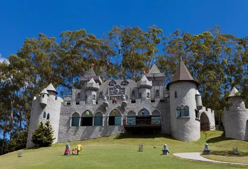 ホテル Village Le Canton