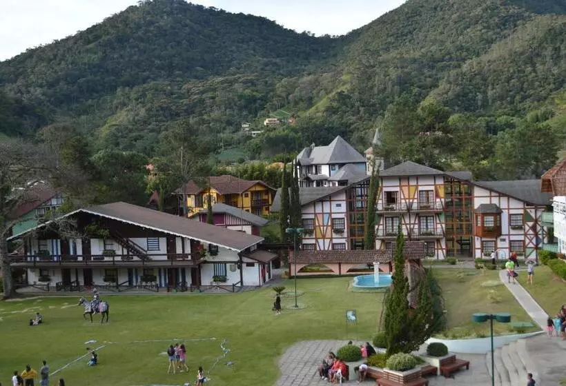 ホテル Village Le Canton