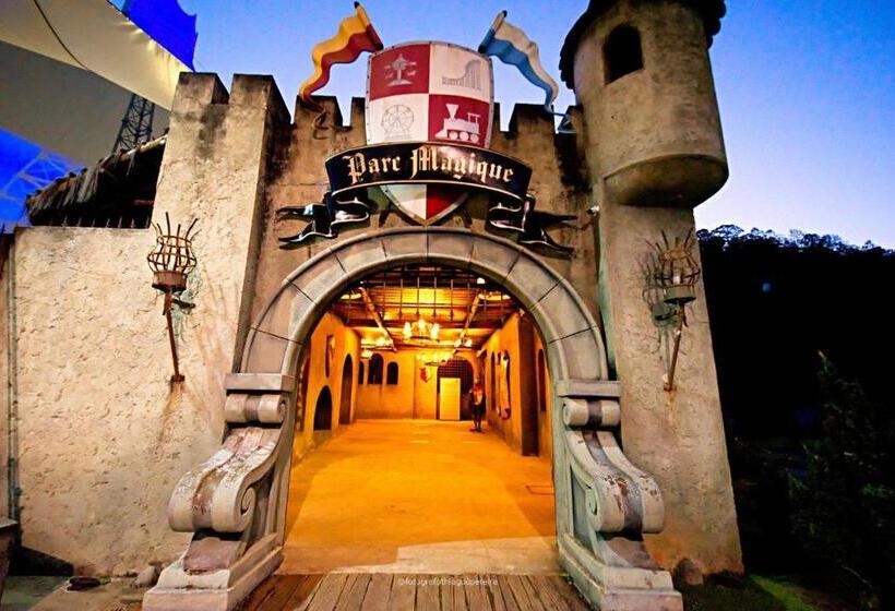 בית מלון כפרי Village Le Canton