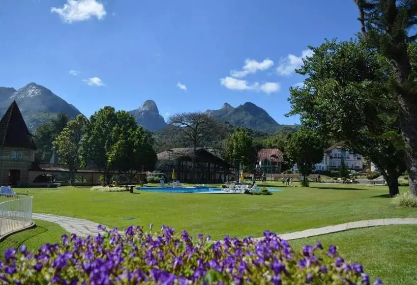 ホテル Village Le Canton