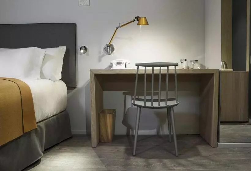 هتل Yurbban Trafalgar