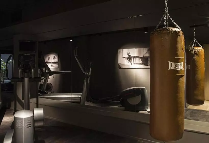 هتل Yurbban Trafalgar