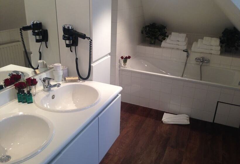 بنسيون Canalside House   Luxury Guesthouse