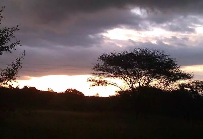 膳宿费 Le Roux Lodge