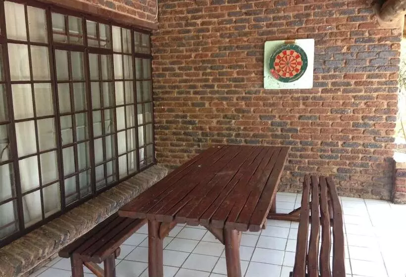 膳宿费 Le Roux Lodge