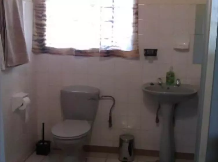 膳宿费 Le Roux Lodge