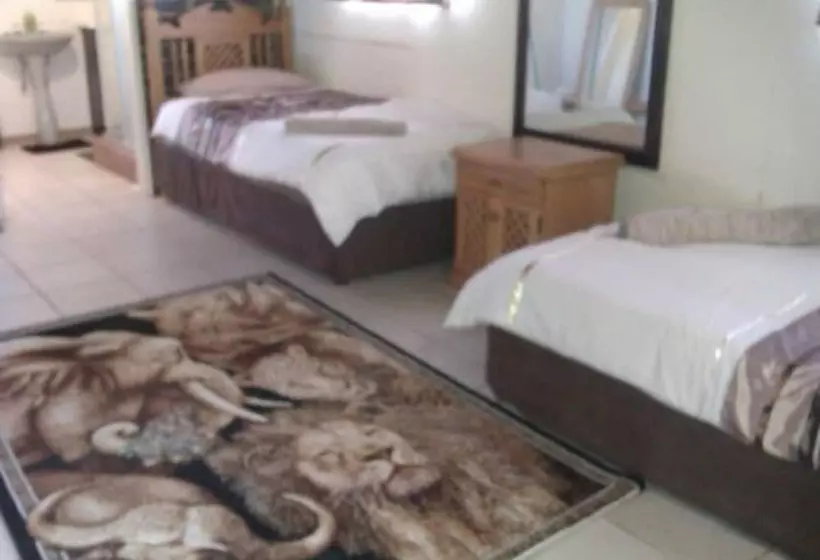 膳宿费 Le Roux Lodge