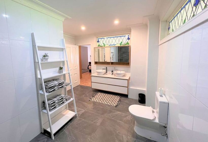 פנסיון Mt Tamborine Stonehaven Manor