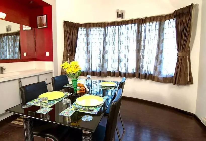 Phoenix Hospitality Services
