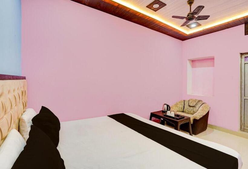 호텔 Oyo Flagship 80489 Sanskriti P Guest House