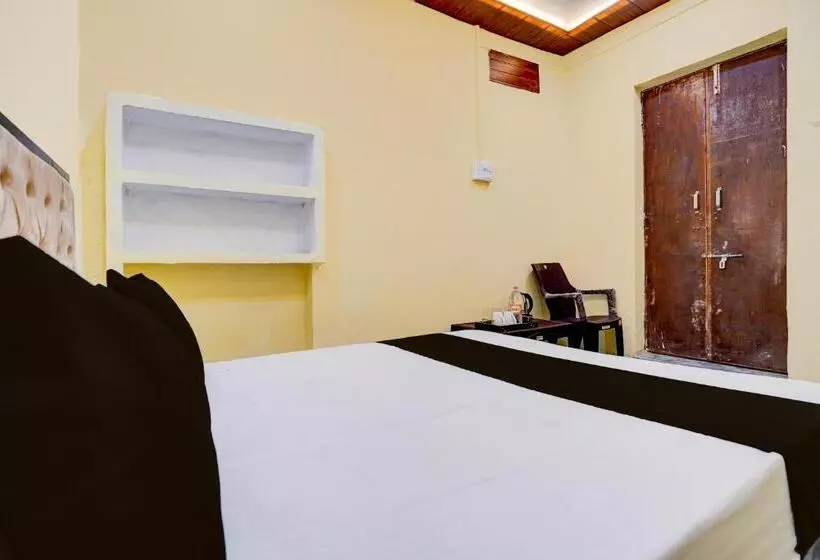 Hotelli Oyo Flagship 80489 Sanskriti P Guest House