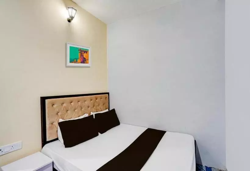Hotelli Oyo Flagship 80489 Sanskriti P Guest House