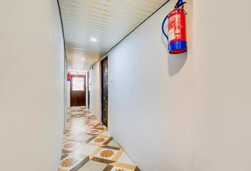 Hotelli Oyo Flagship 80489 Sanskriti P Guest House