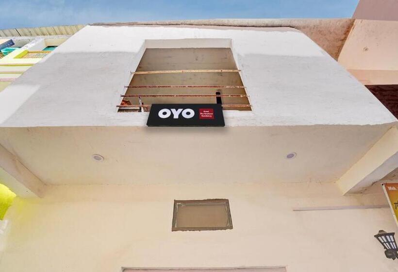 호텔 Oyo Flagship 80489 Sanskriti P Guest House