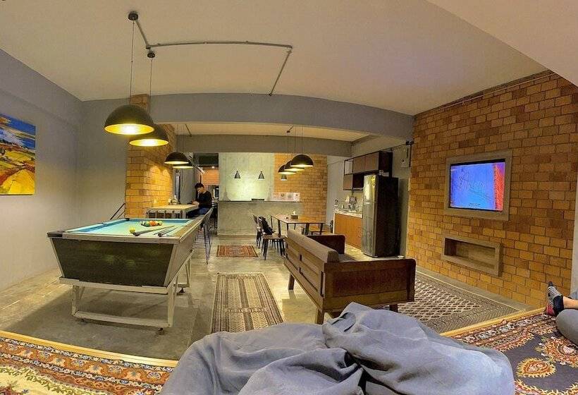 Arch Dormitorio Cenang Hostel