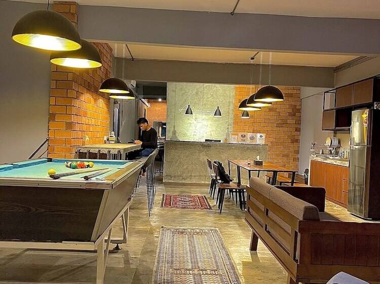 Arch Dormitorio Cenang Hostel